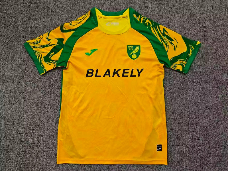 Norwich City - Home - 26/27 - Adults — front