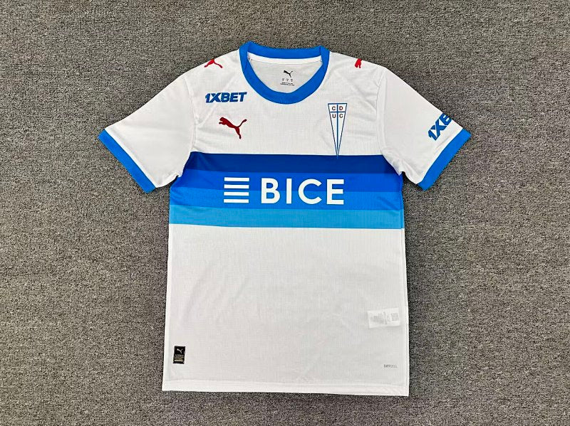 Universidad Católica - Home - 26/27 - Adults — front