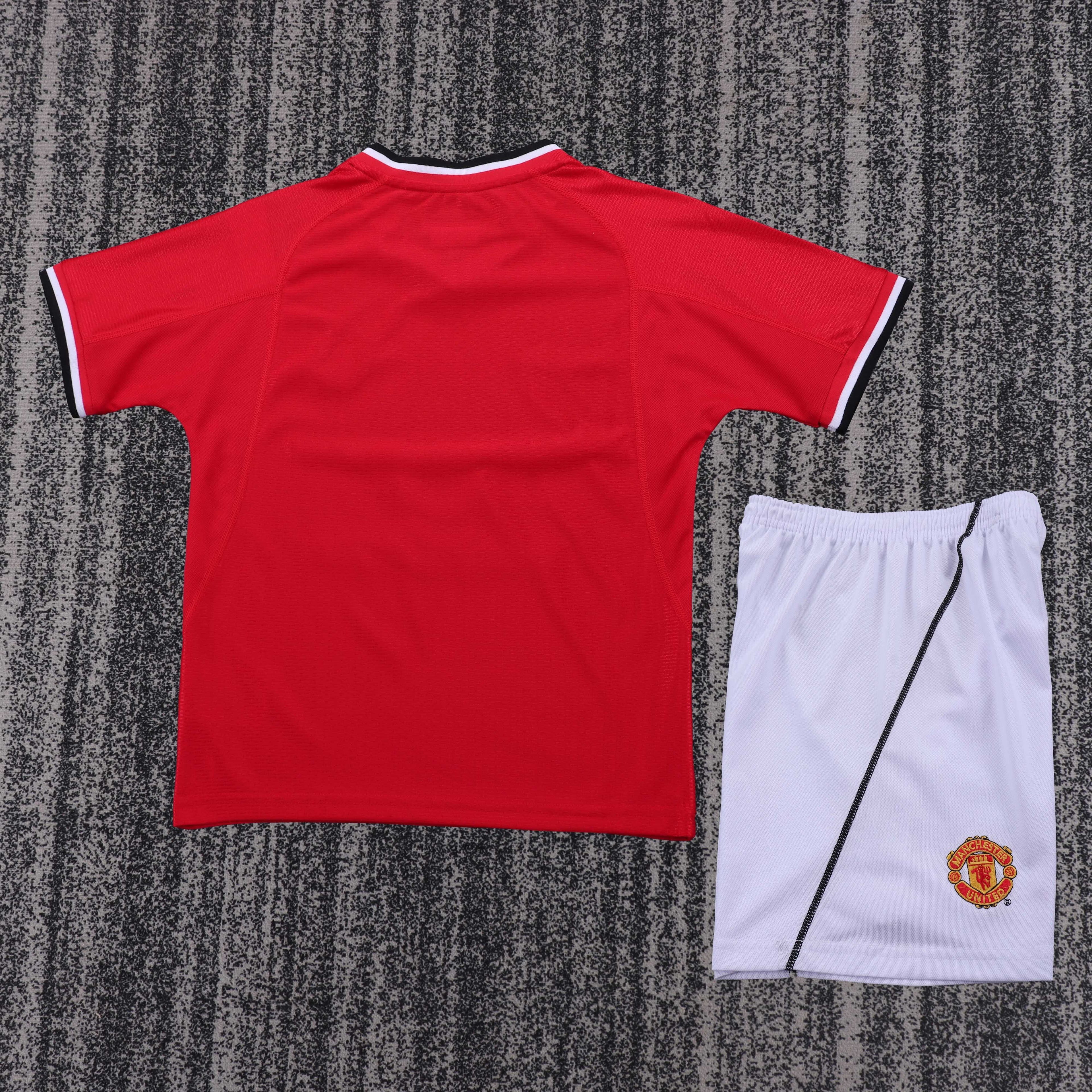 Manchester United - Home - 2000/02 - Kids - Retro