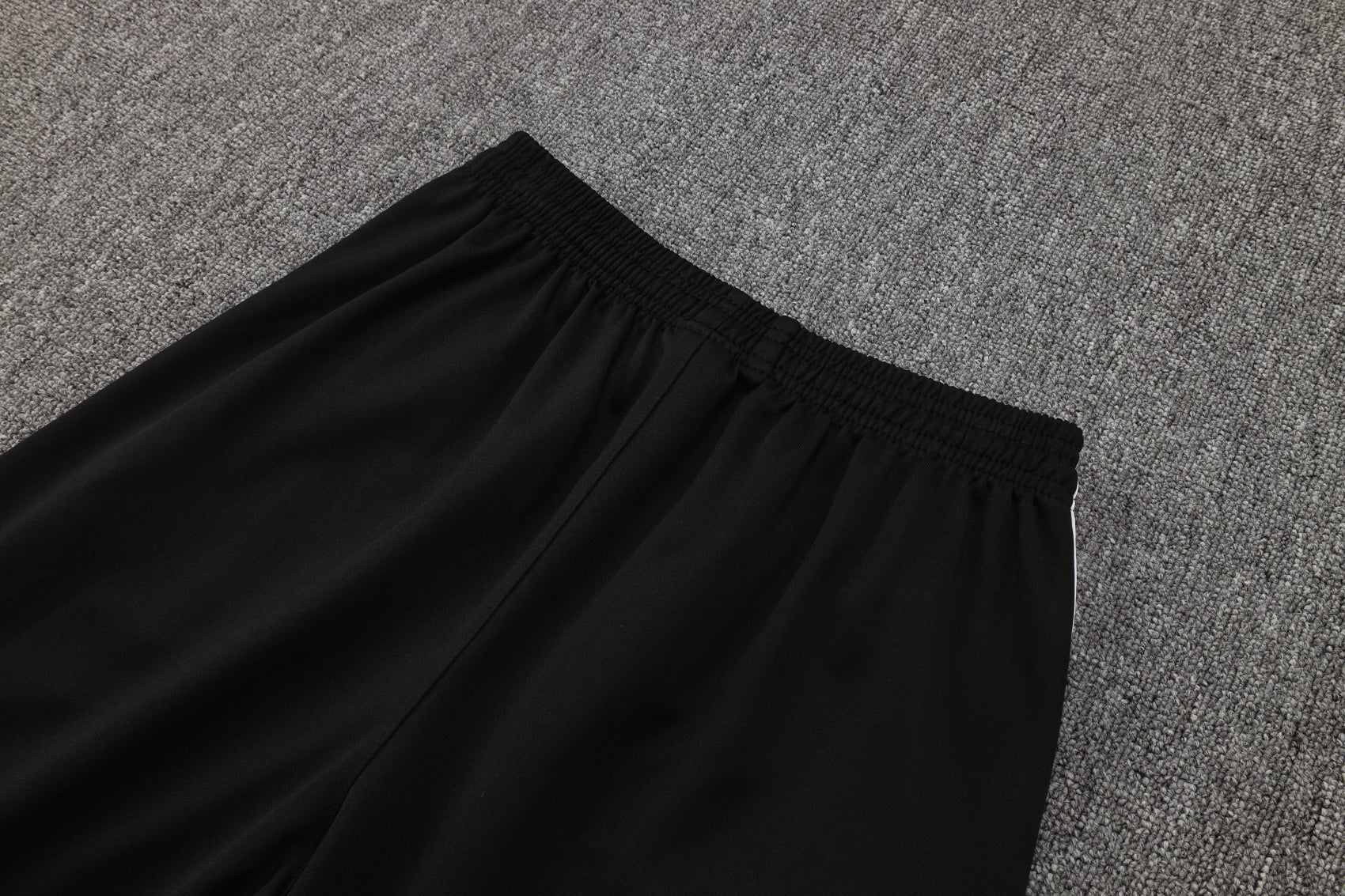 Manchester United - Tracksuit 3 - Adults