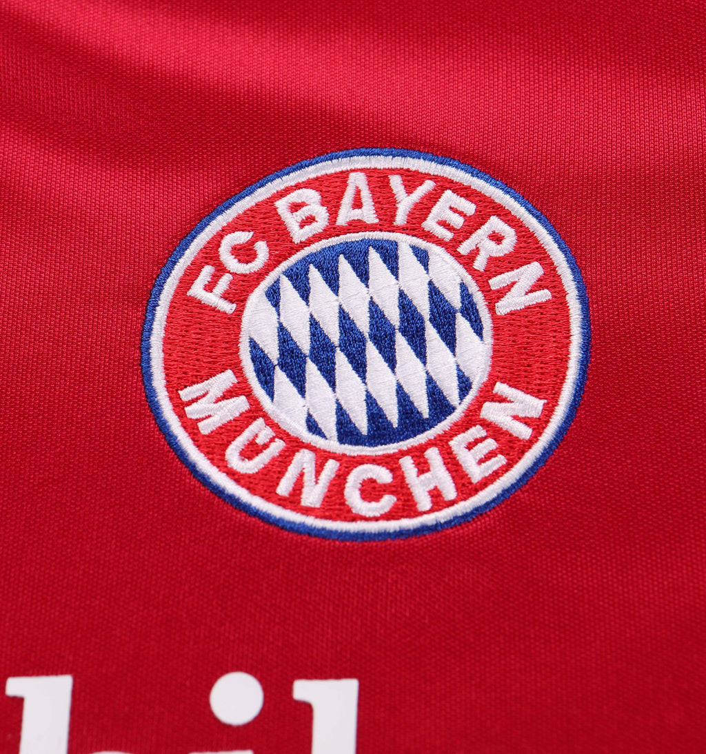 Bayern Munich - Home - 2003/04 - Kids