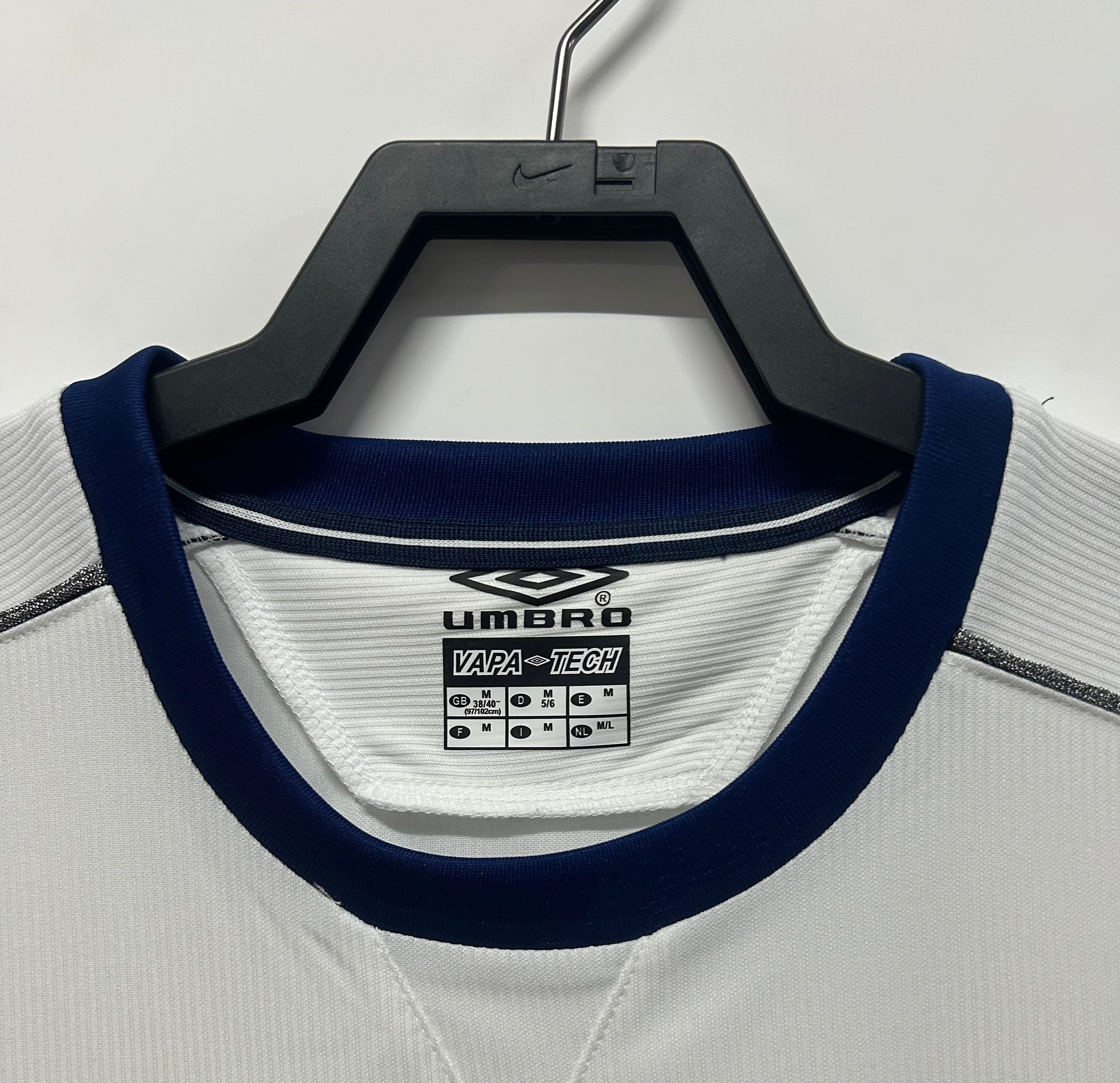 Manchester United - Away - 2000/01 - Retro - Adults