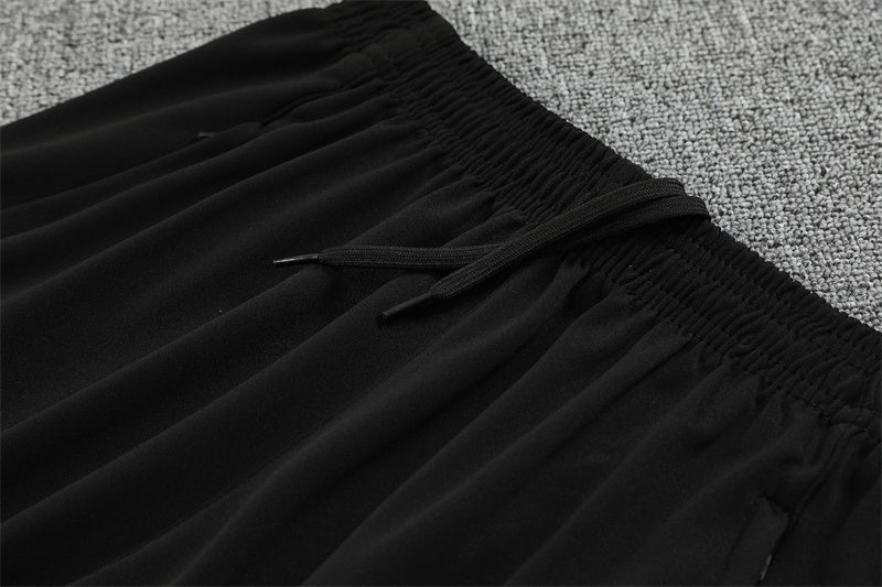 Liverpool - Tracksuit - Halfzip 5 - Adults