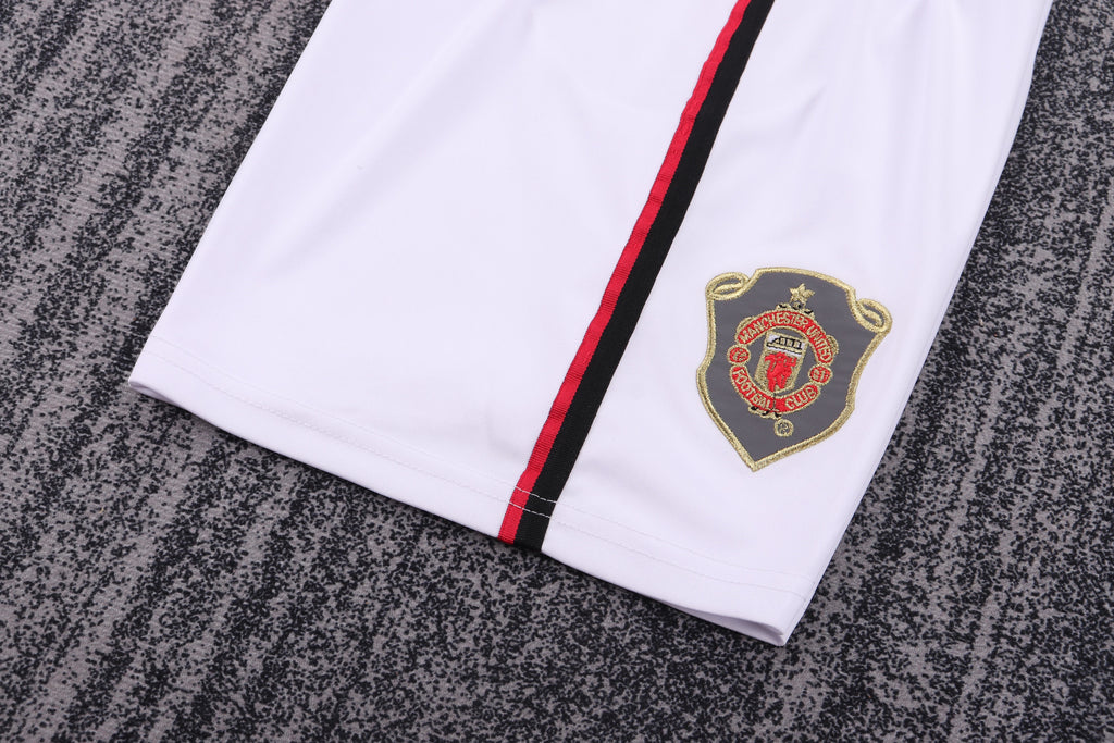 Manchester United - Home (European) - 1999/00 - Kids - Retro