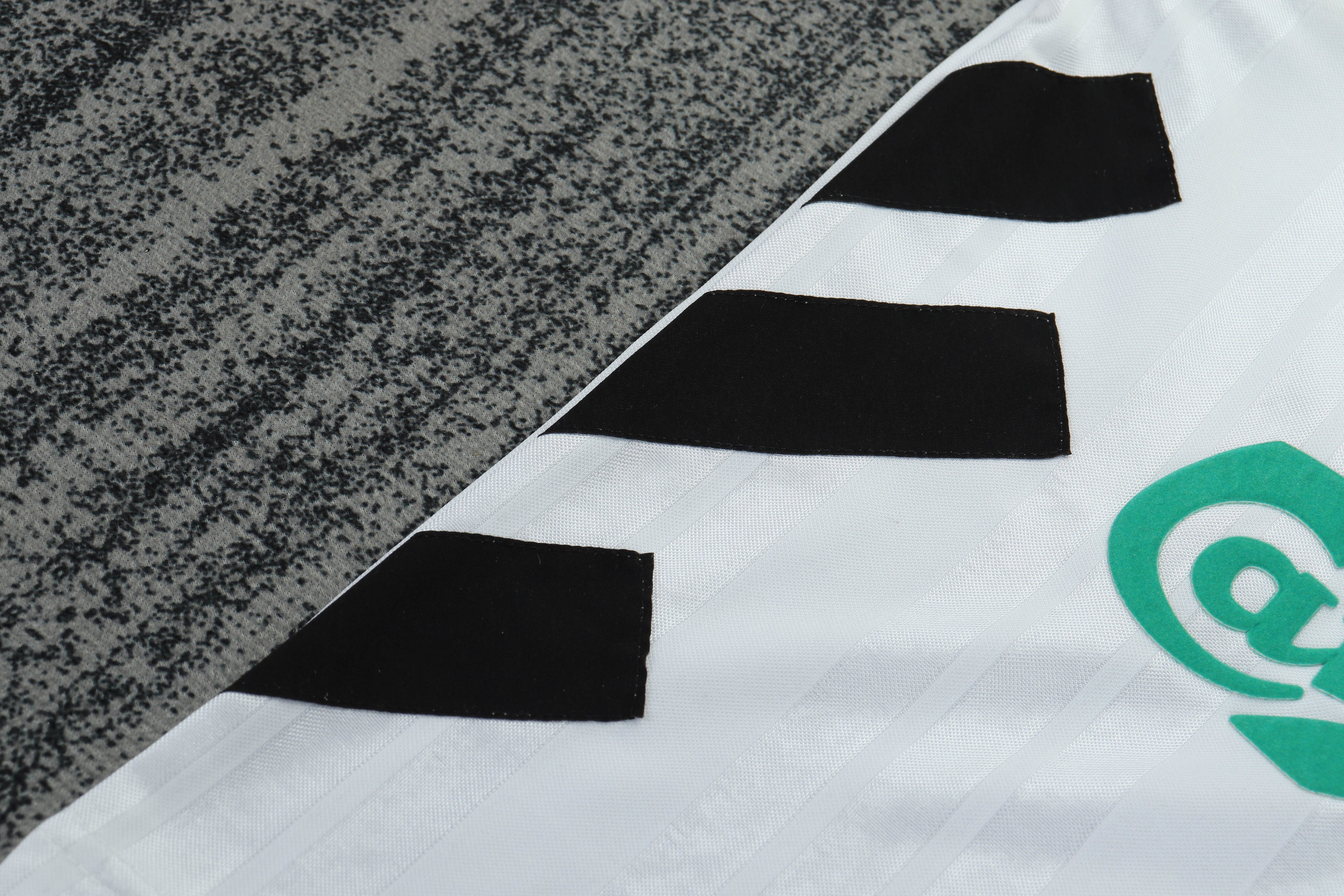 Liverpool - Away - 1993/95 - Kids - Retro