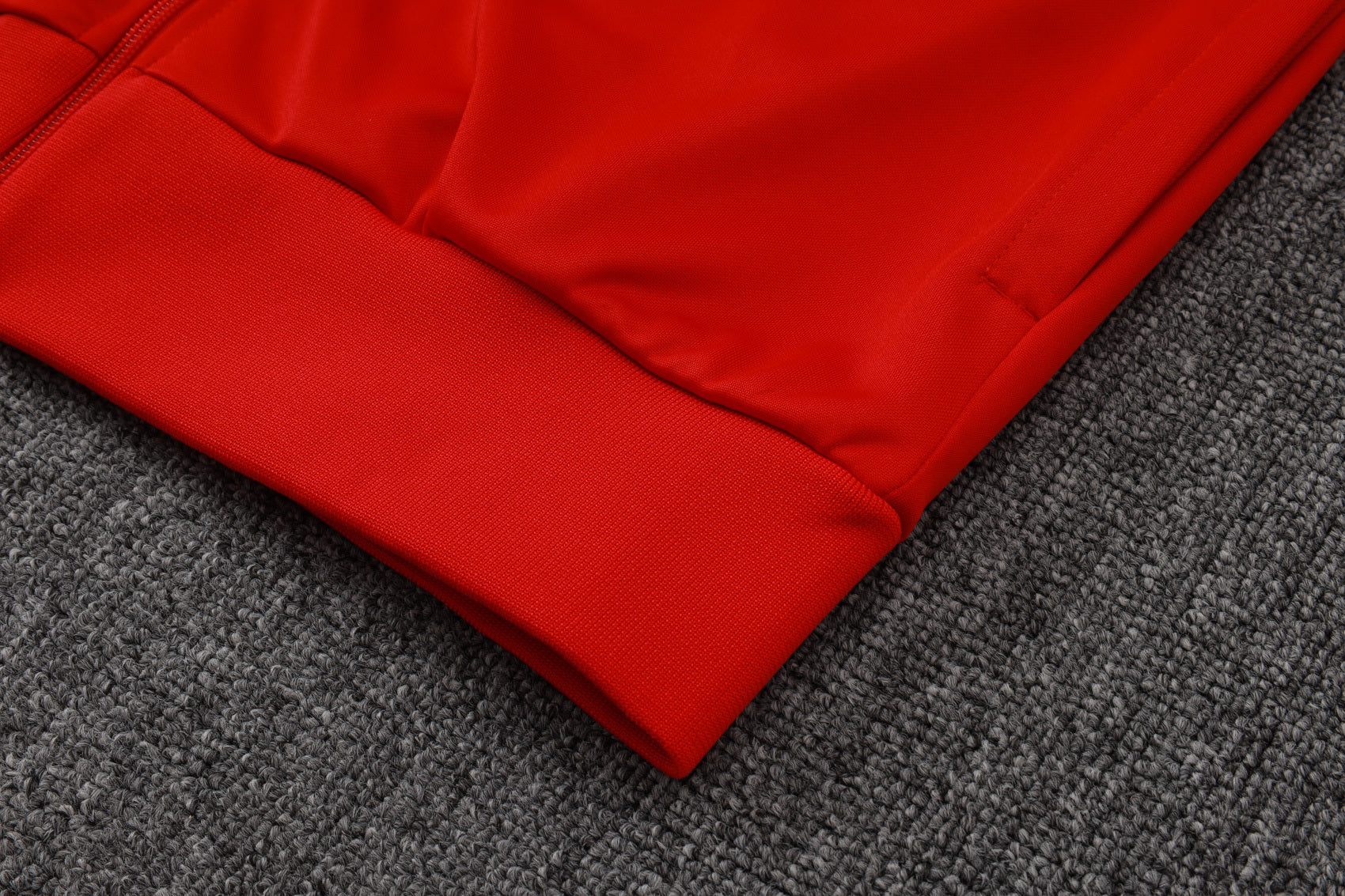 Manchester United - Tracksuit 2 - Adults