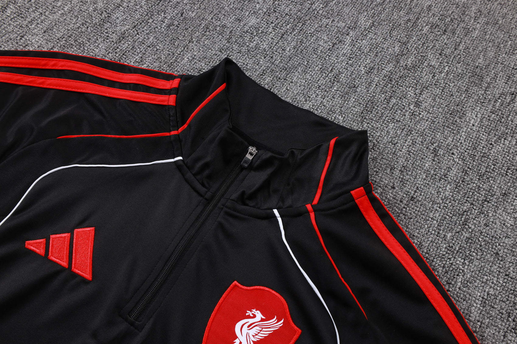 Liverpool - Tracksuit - Halfzip - Adults