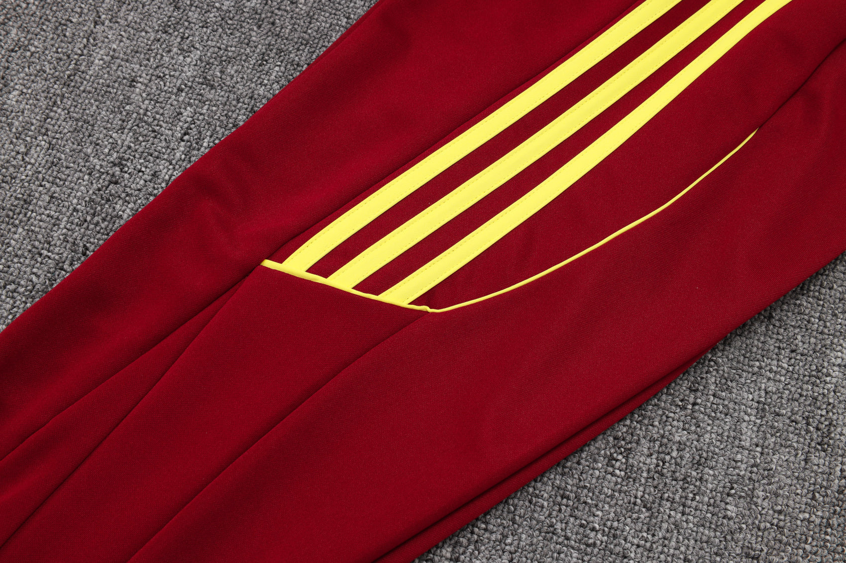 Arsenal - Tracksuit 3 - Adults