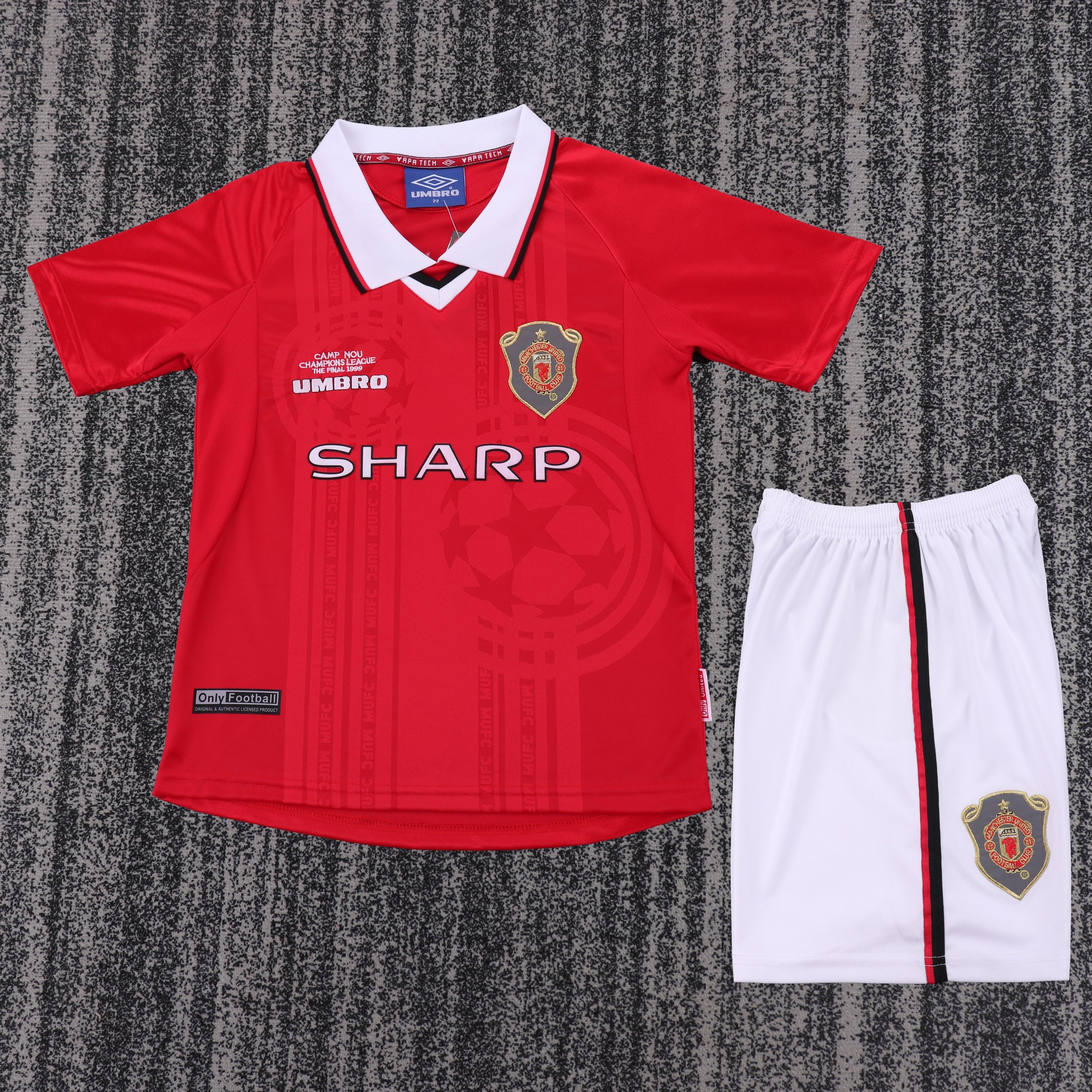 Manchester United - Home (European) - 1999/00 - Kids - Retro