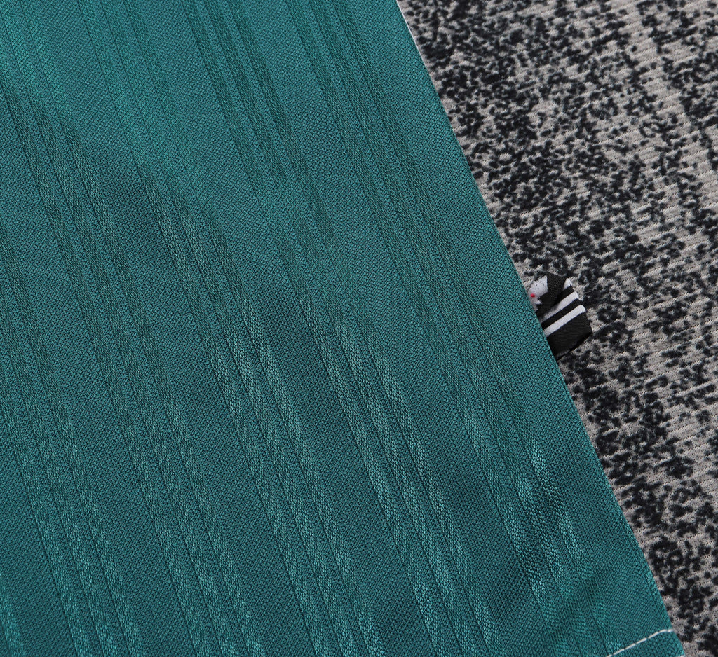 Liverpool - Away - 1995/96 - Kids - Retro