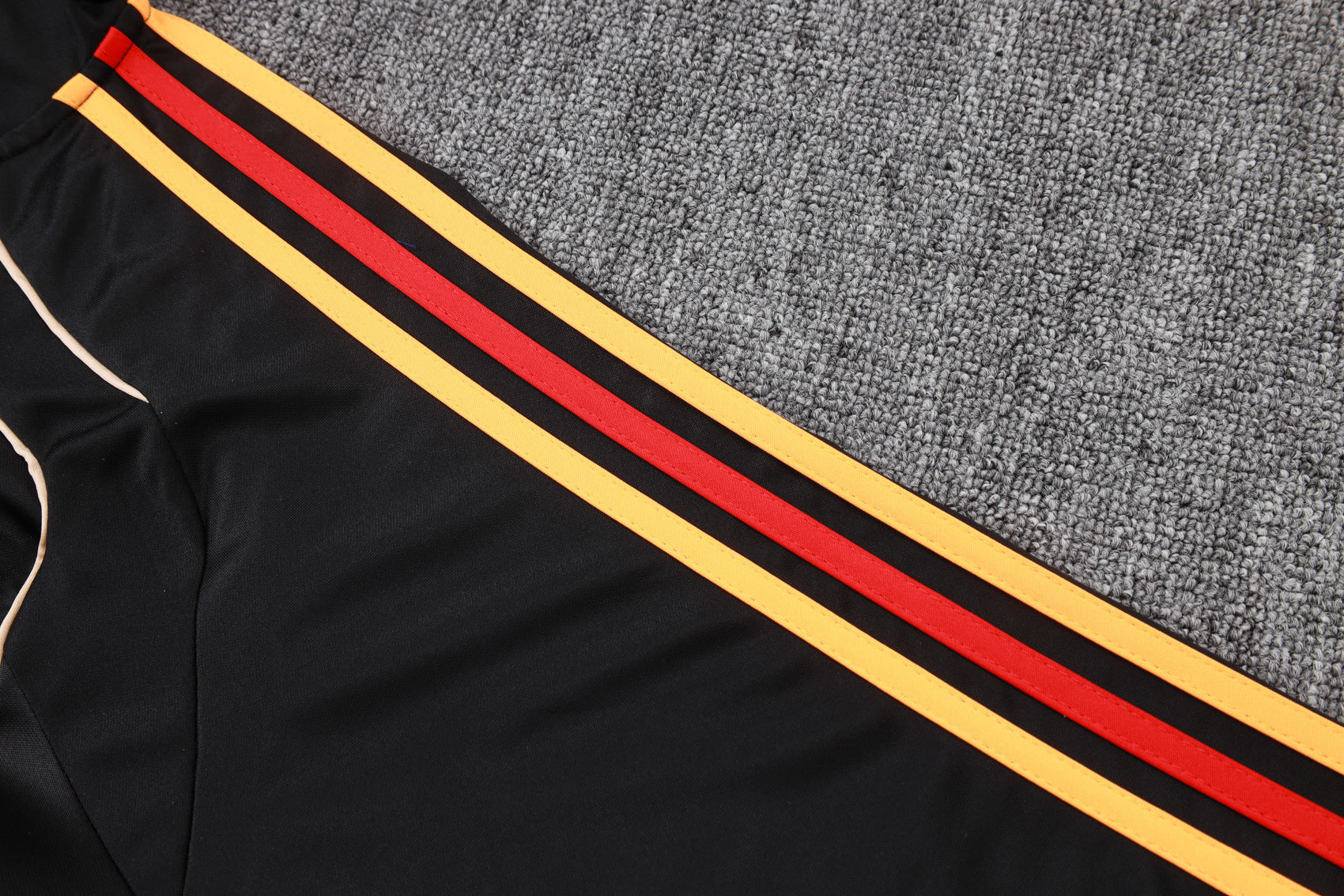 Arsenal - Tracksuit - Halfzip 2 - Adults