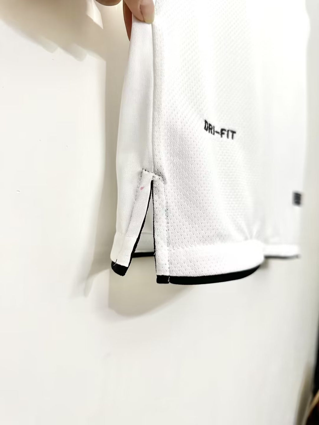 Manchester United - Away - 2010/11- Retro - Adults