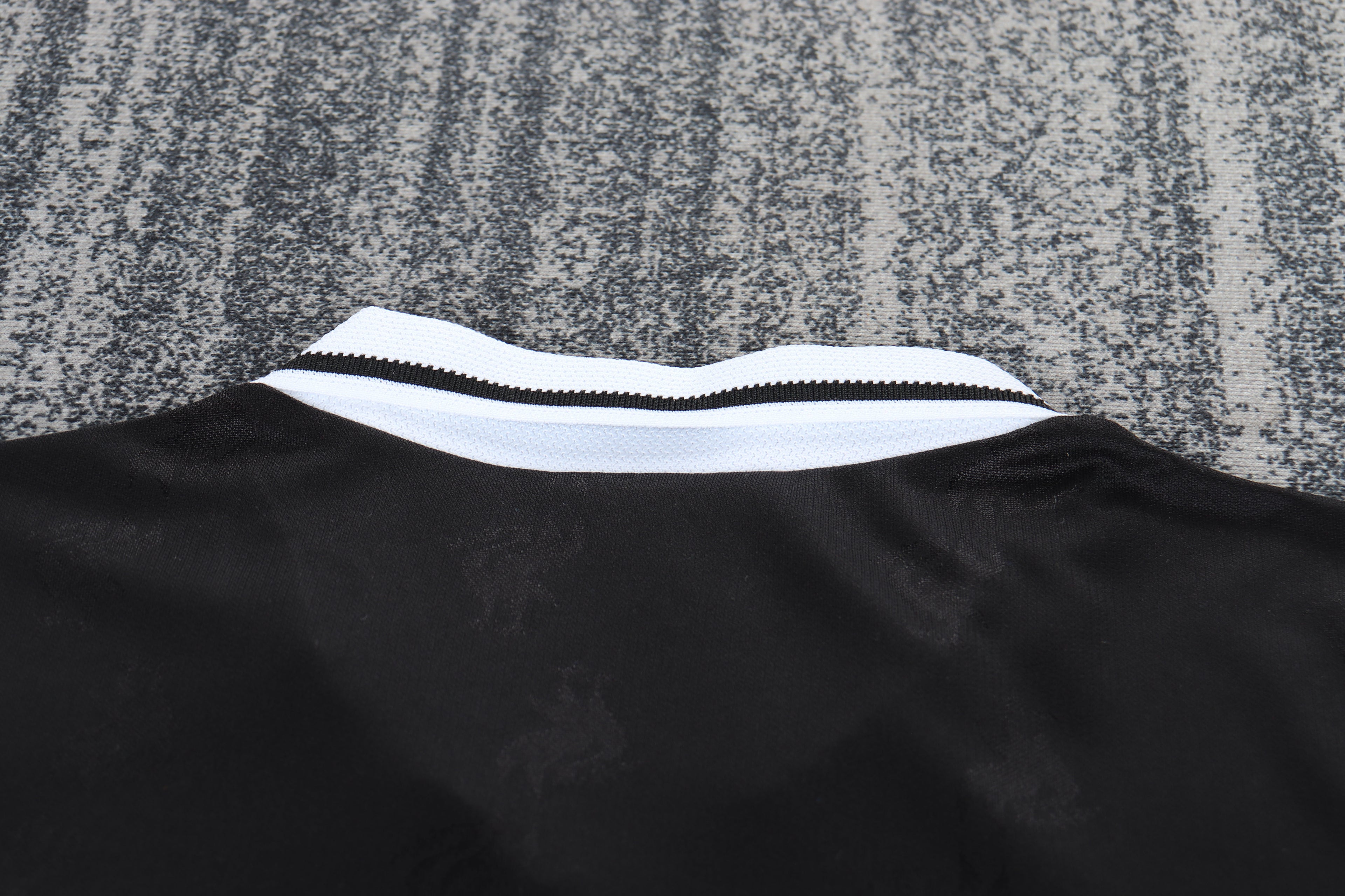 Liverpool - Away - 1996/97 - Kids - Retro