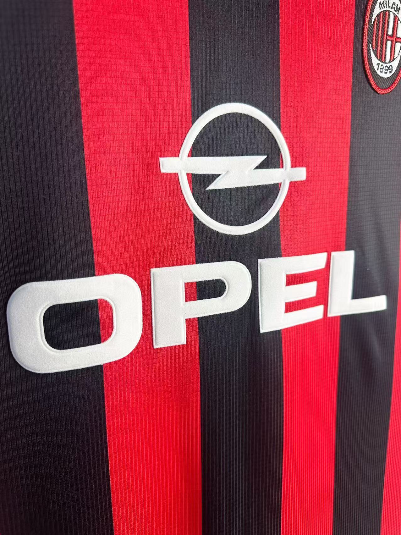 AC Milan - Home - 1997/98 - Adults