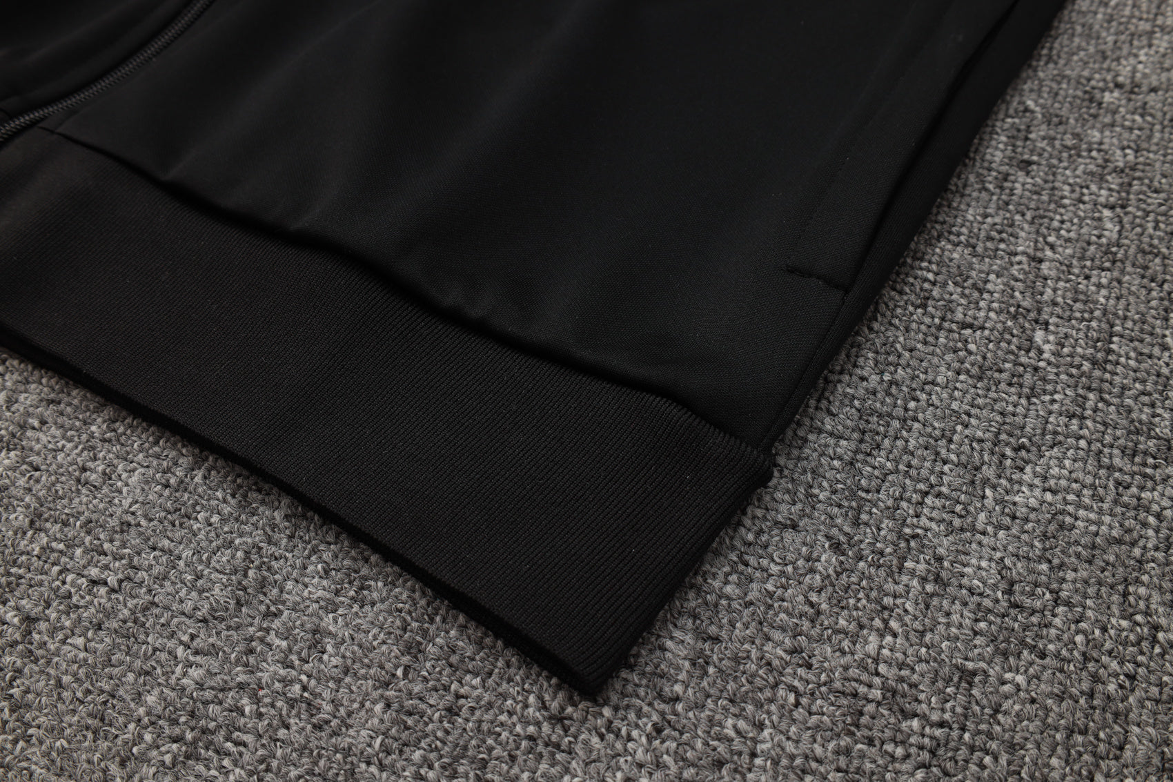 Manchester United - Tracksuit 3 - Adults