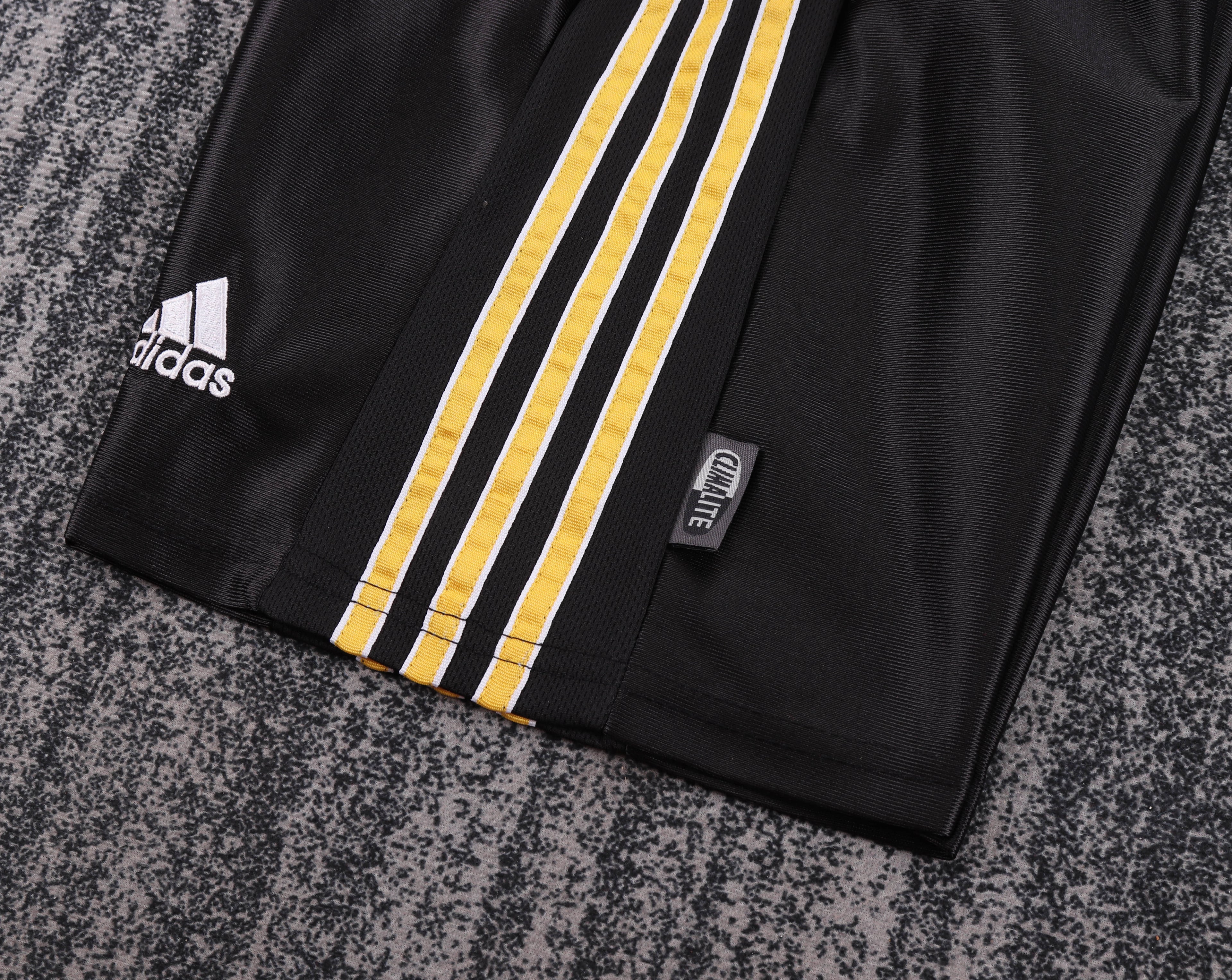 Real Madrid - Away - 1999/01 - Kids - Retro