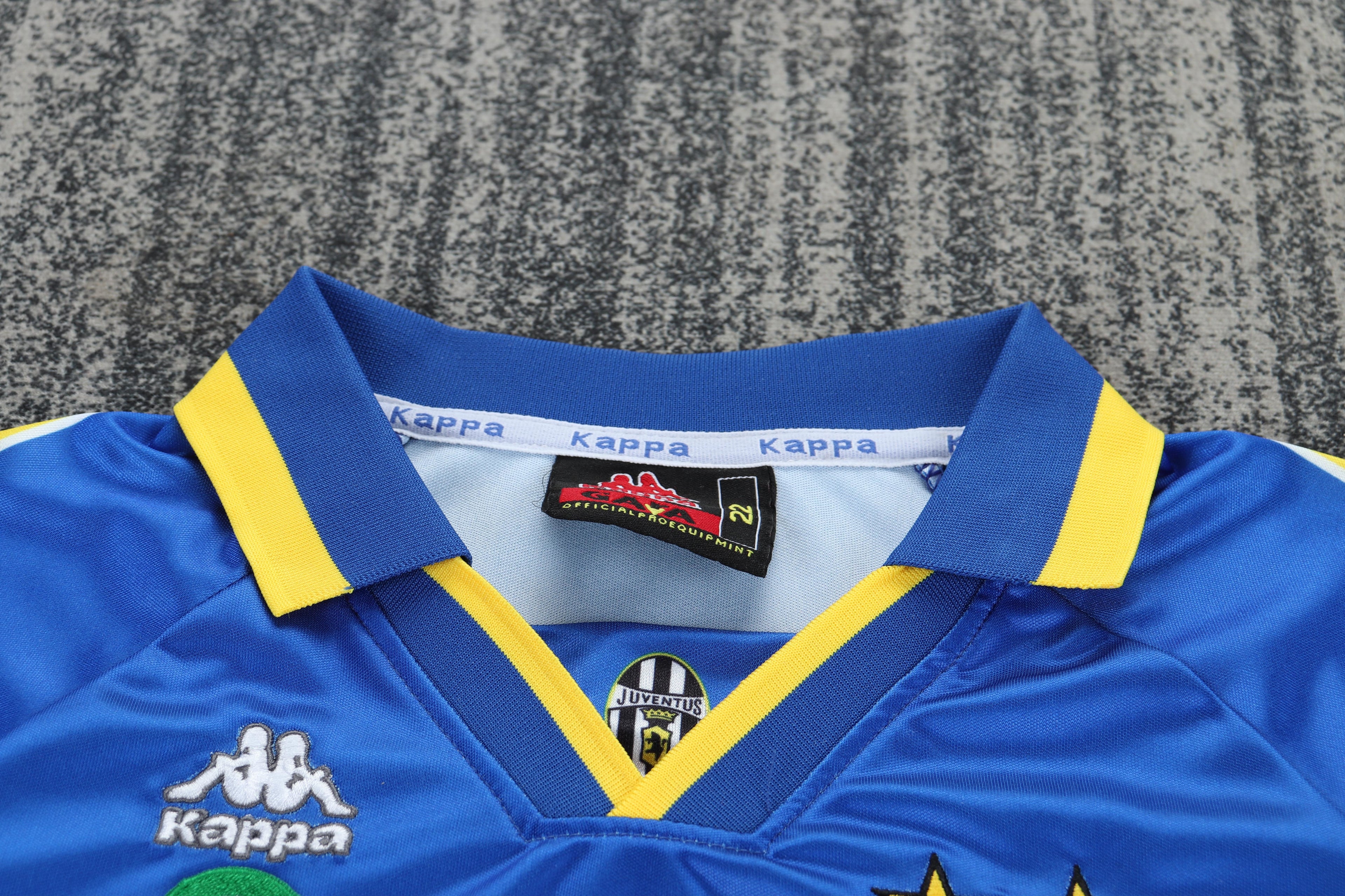 Juventus - Away - 1995/96 - Kids