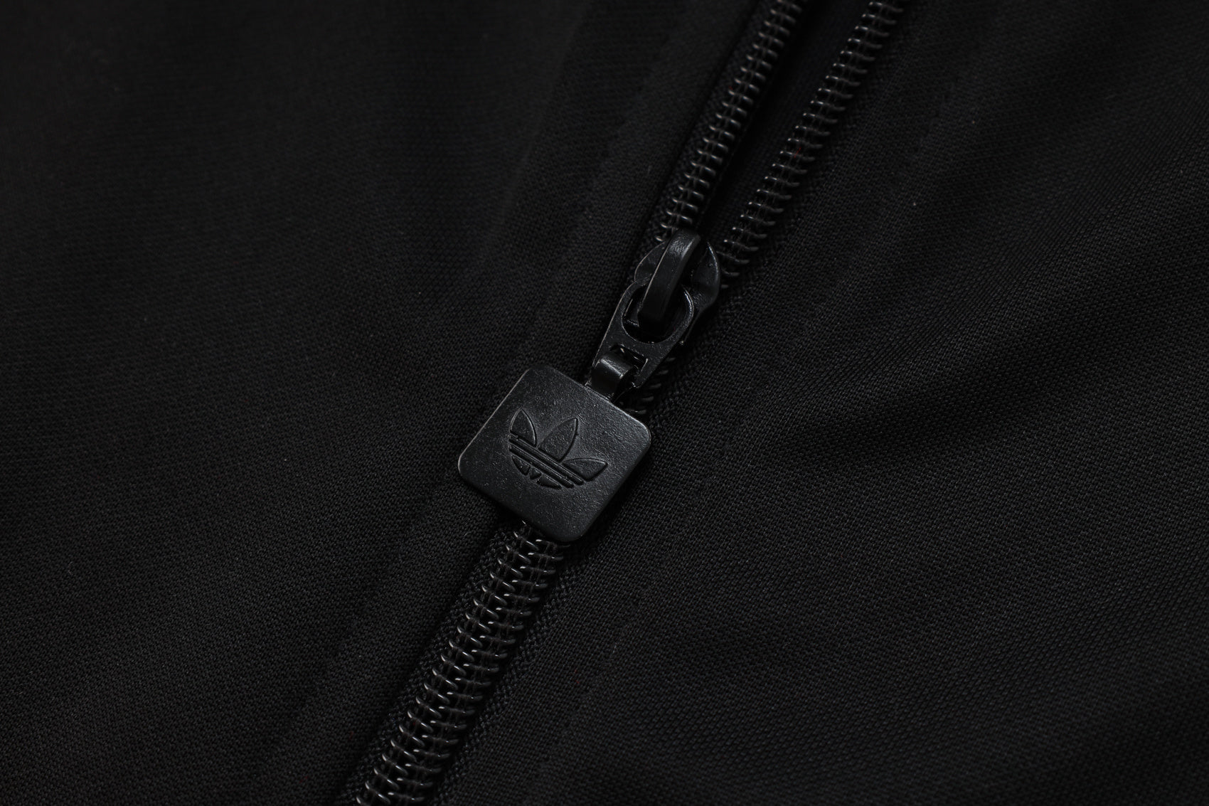 Manchester United - Tracksuit 3 - Adults