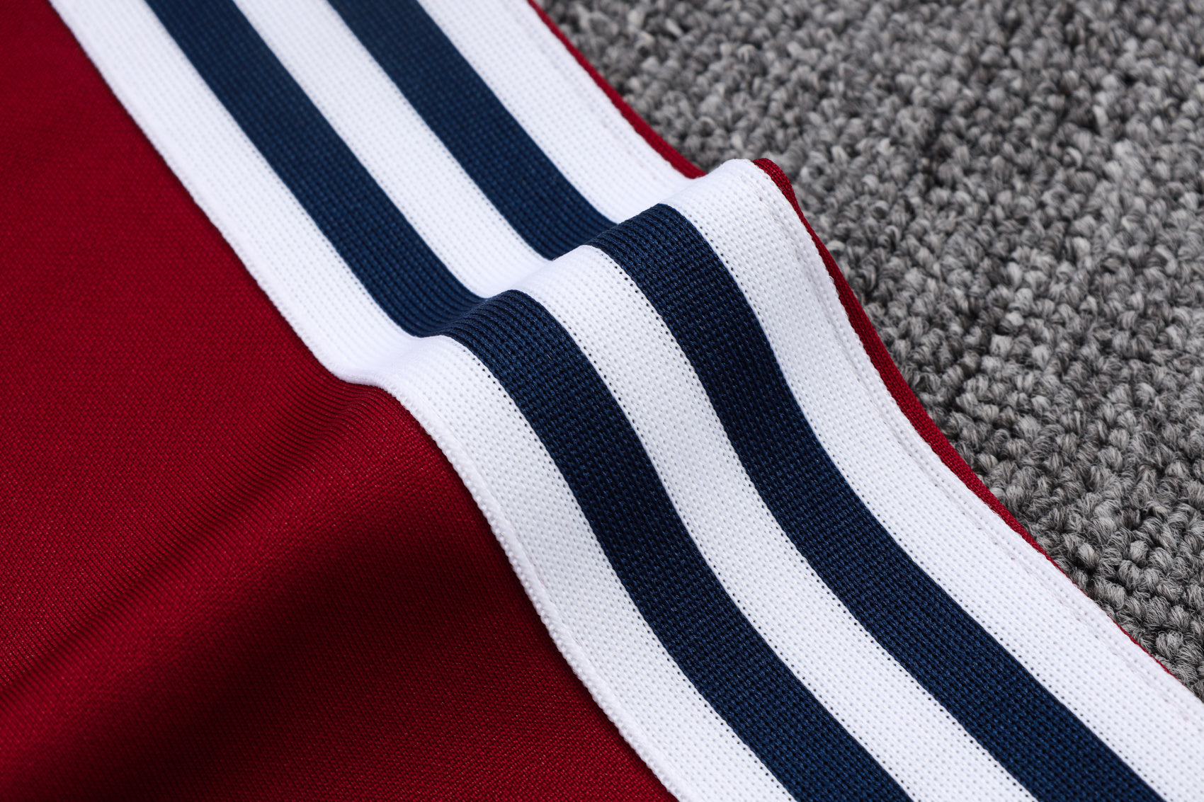 Arsenal - Tracksuit - Adults