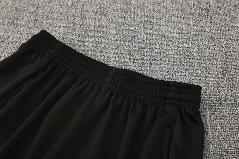 Liverpool - Tracksuit - Halfzip 4 - Adults