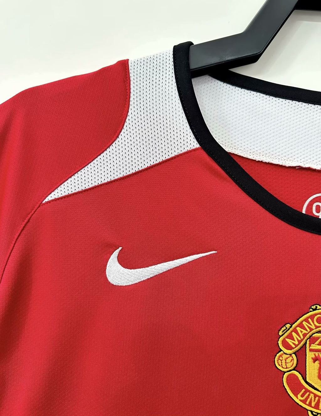 Manchester United - Home - 2004/06- Retro - Adults