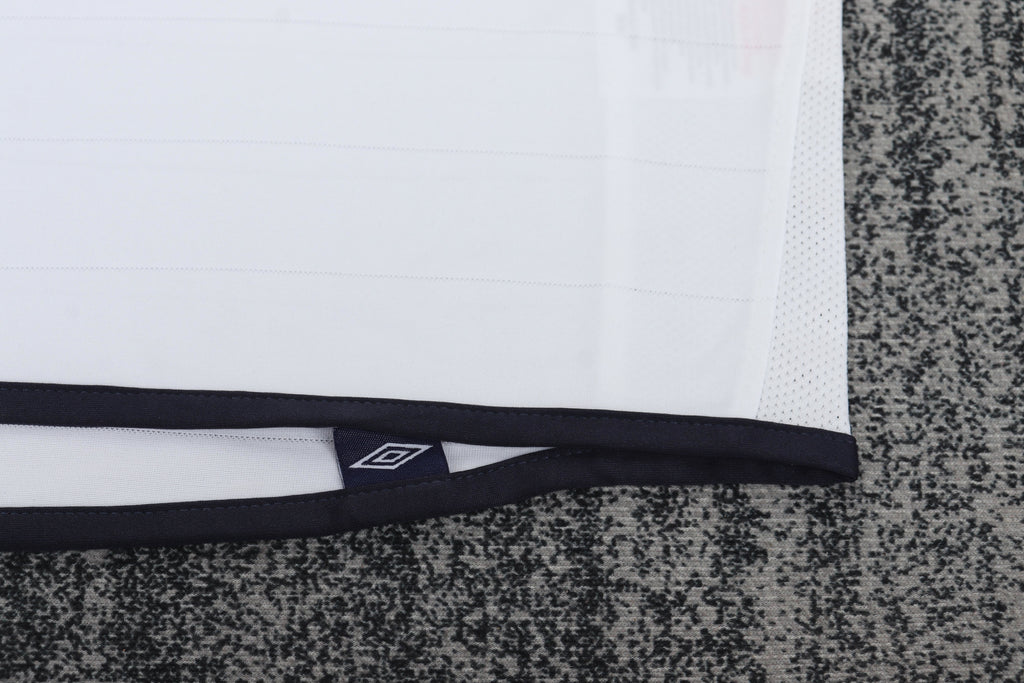 England - Home - 2004 - Kids - Retro