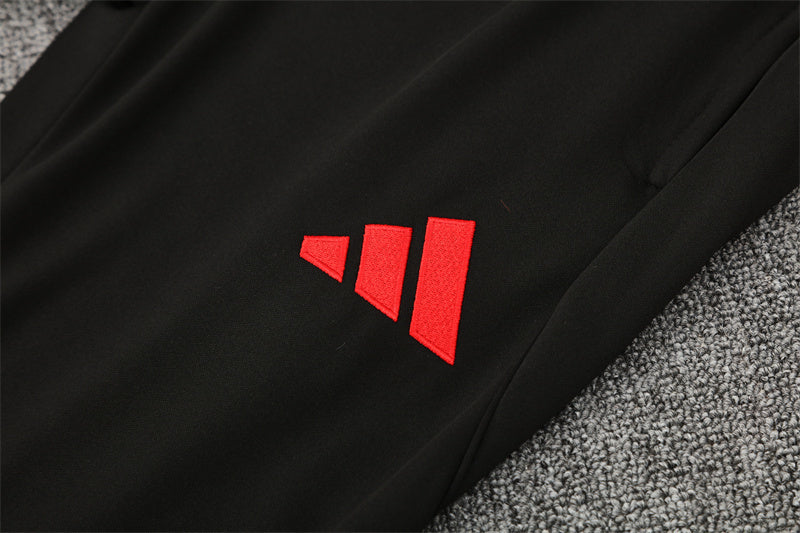 Liverpool - Tracksuit - Halfzip 4 - Adults