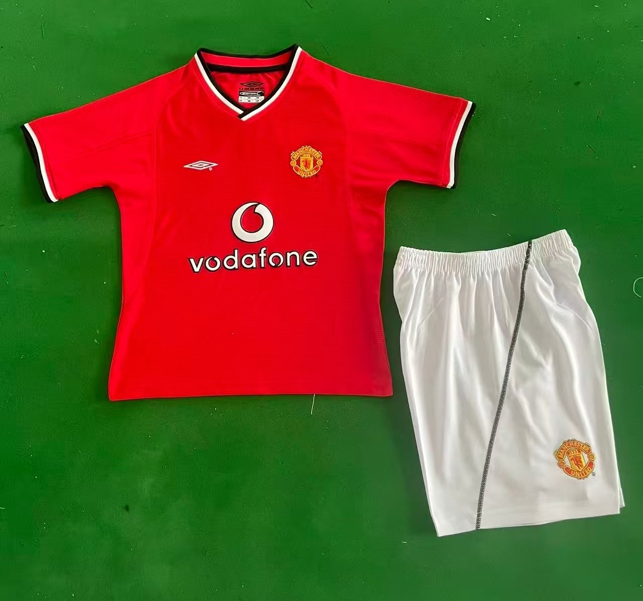 Manchester United - Home - 2000/02 - Kids - Retro