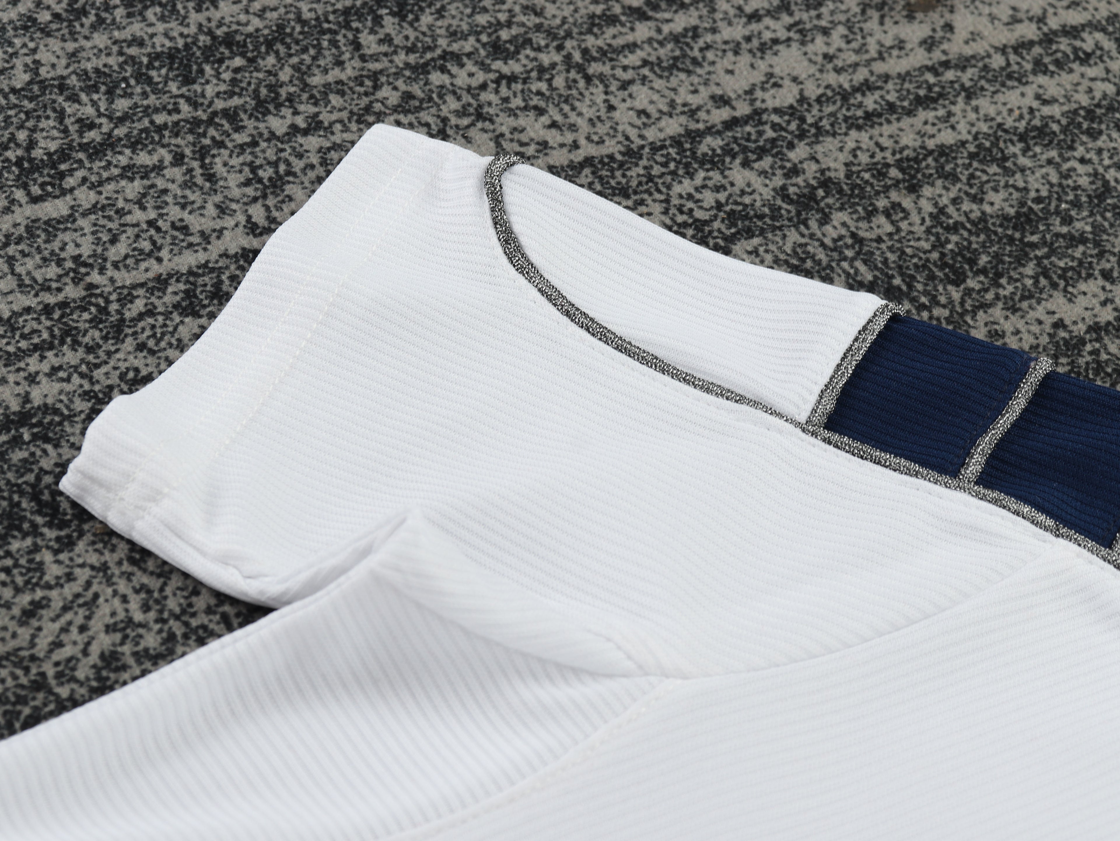 Manchester United - Away - 2000/01 - Kids - Retro