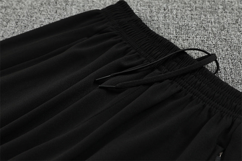 Liverpool - Tracksuit - Halfzip 3 - Adults