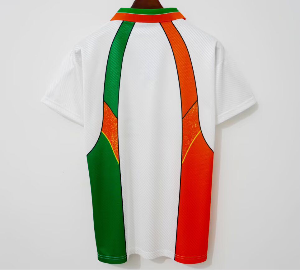 Irlande - Extérieur - 1994/96 - Adultes - Rétro