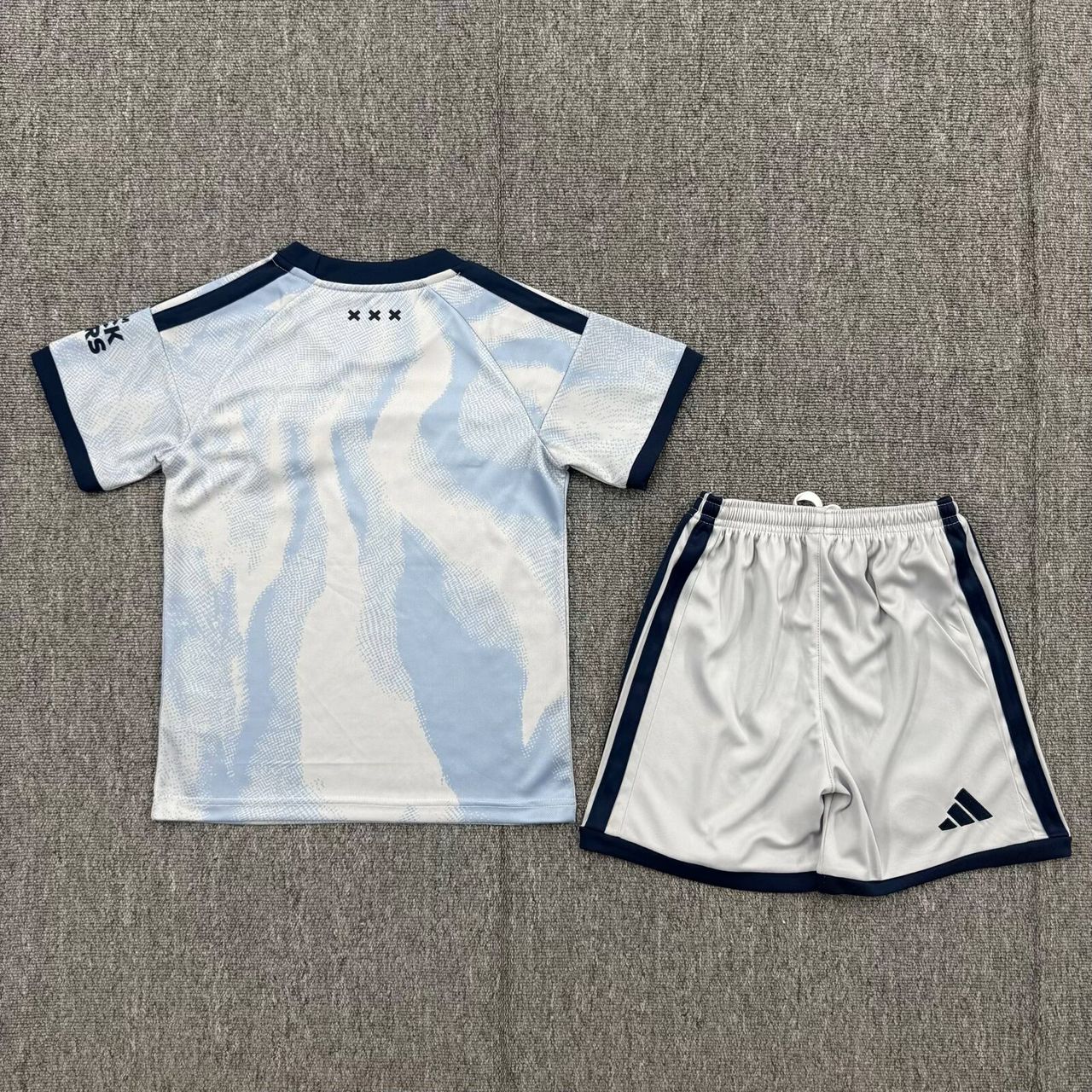 Ajax - 3rd - 26/27 - Kids