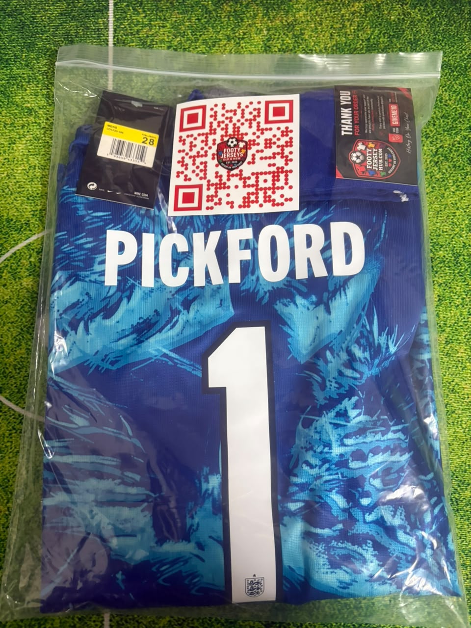 Shipped to Pickering, England 🏴󠁧󠁢󠁥󠁮󠁧󠁿 - 26/07/2026