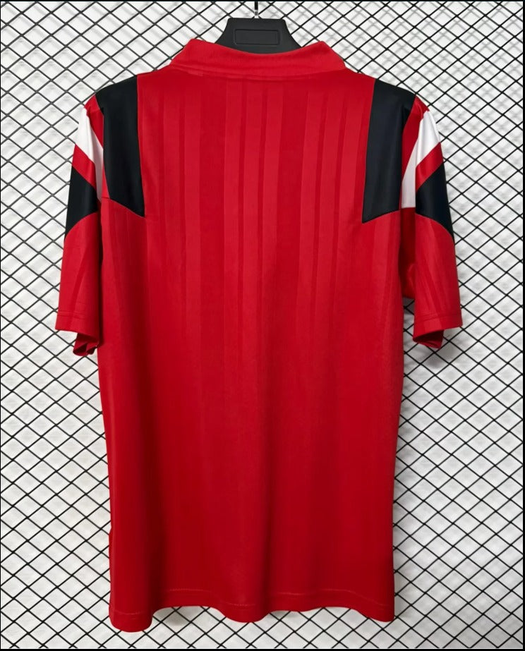 Manchester United - Retro Throwback 2 - 26/27 - Adults