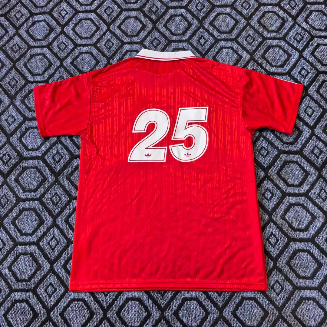 Oasis 25 - Tribute - Red