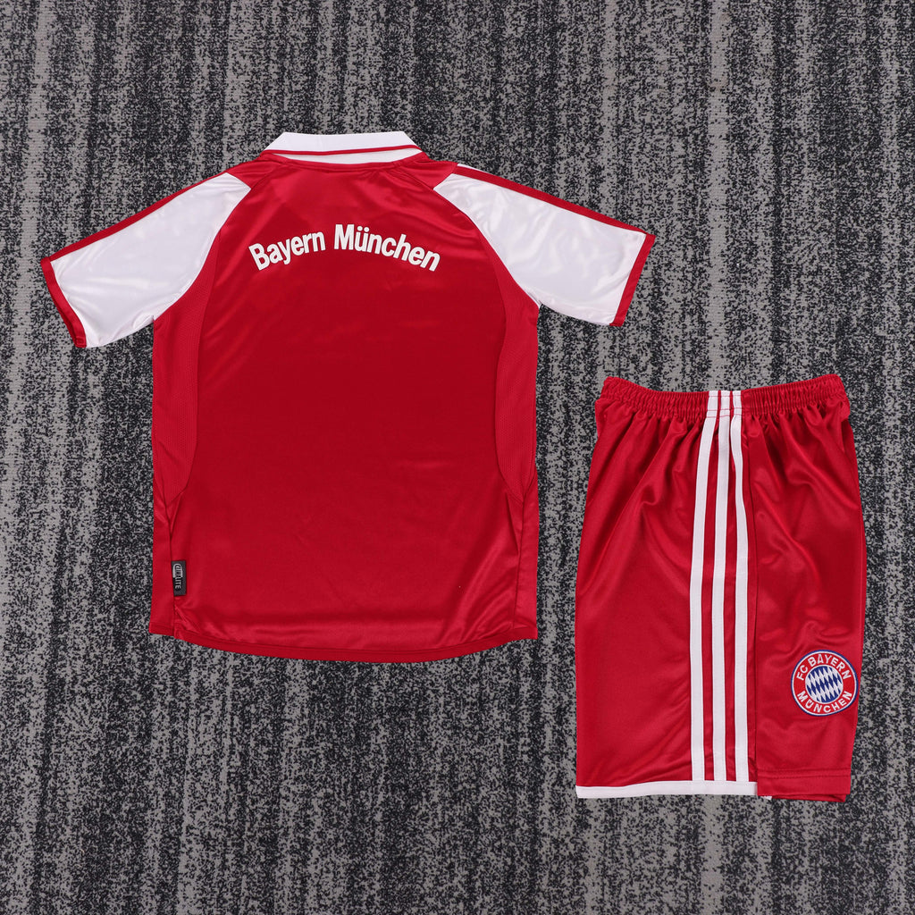 Bayern Munich - Home - 2003/04 - Kids