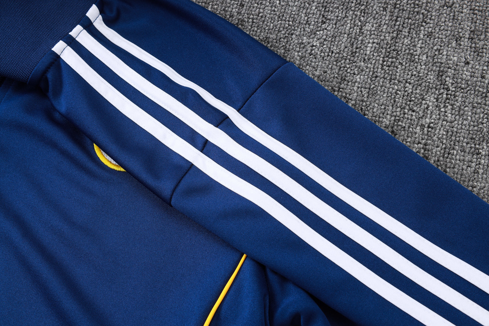 Real Madrid - Tracksuit 2 - Adults