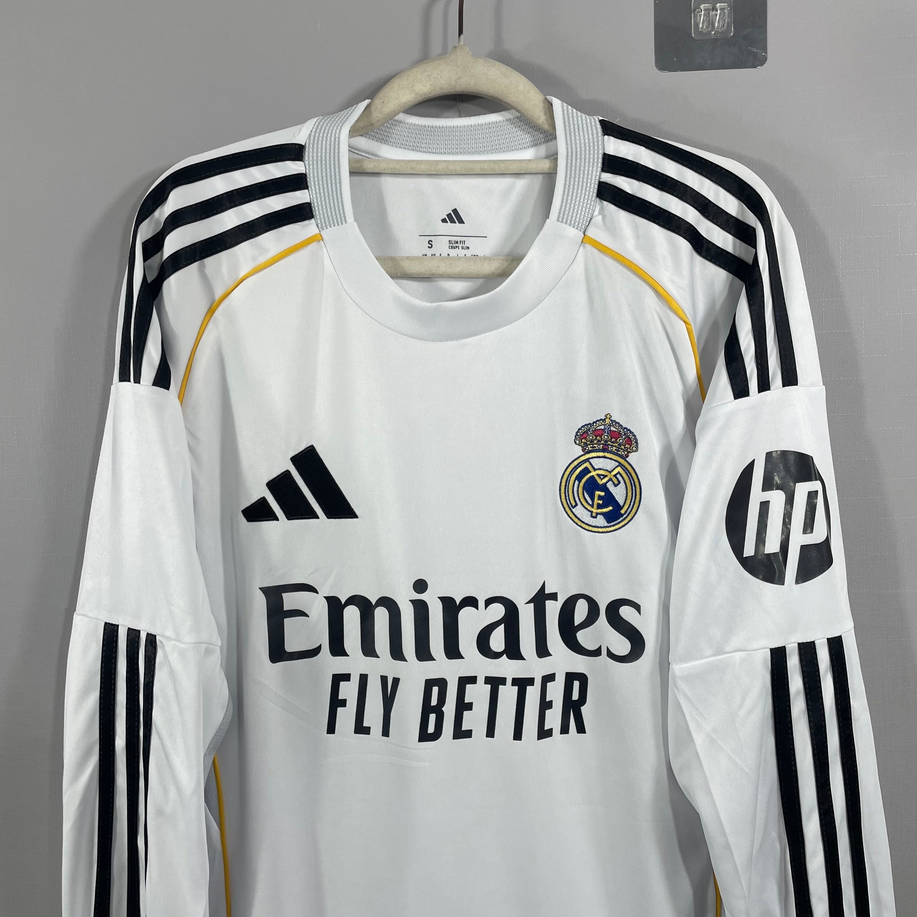 Real Madrid - Local - 25/26 - Manga Larga - Adultos