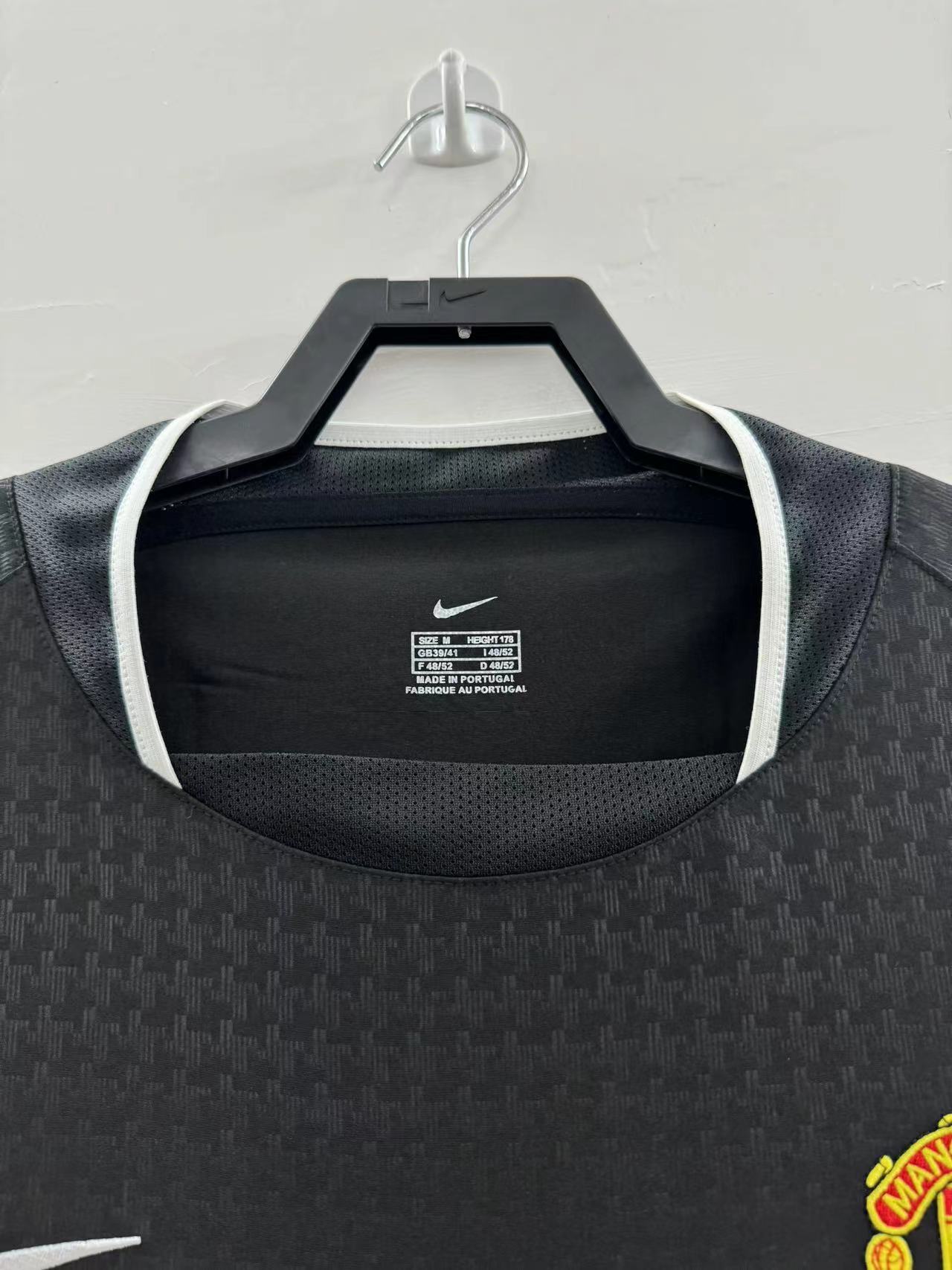 Manchester United - Away - 2004/05 - Retro - Adults