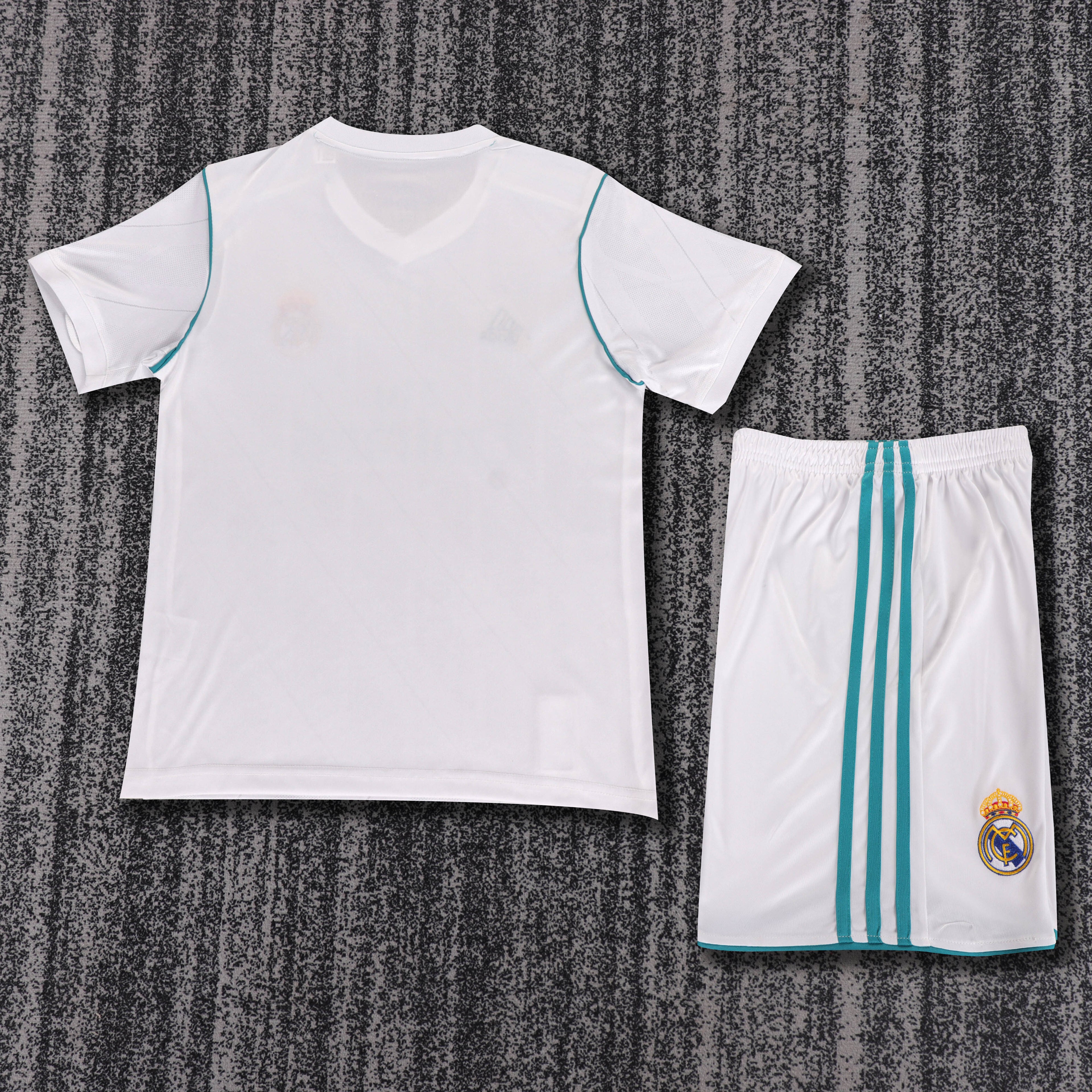 Real Madrid - Home - 2017/18 - Kids - Retro