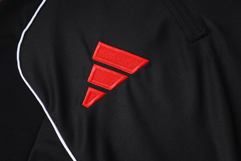 Liverpool - Tracksuit - Halfzip - Adults