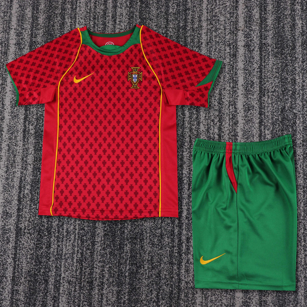 Portugal - Home - 2004 - Kids - Retro
