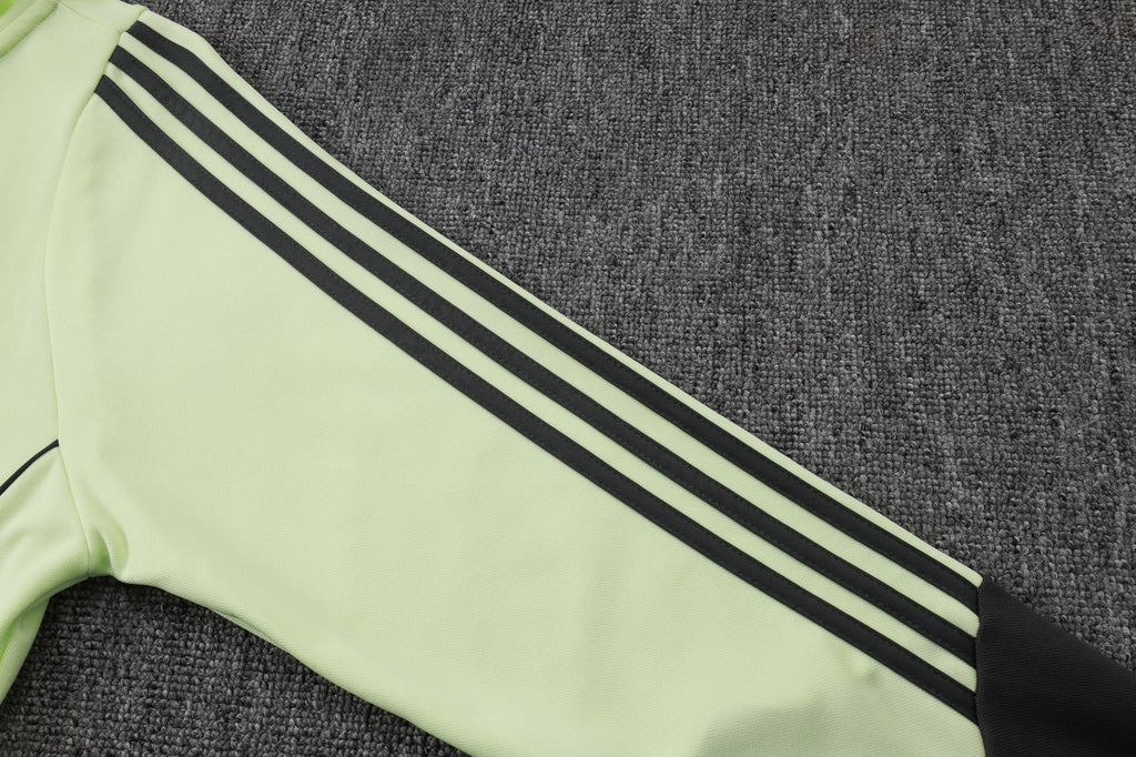 Real Madrid - Tracksuit - Adults
