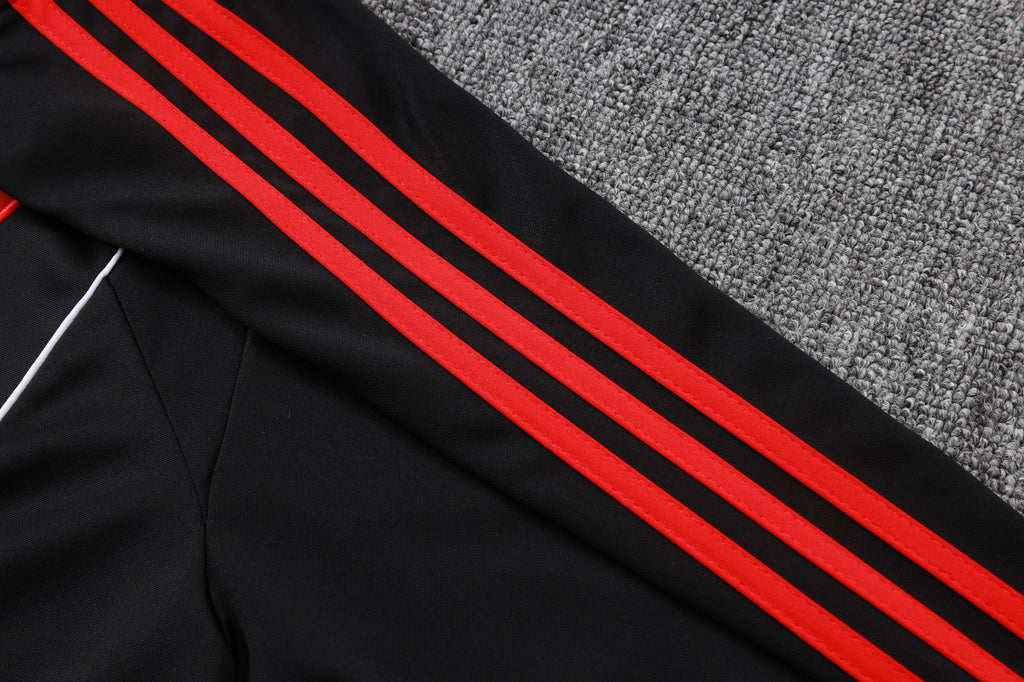 Liverpool - Tracksuit - Halfzip - Adults