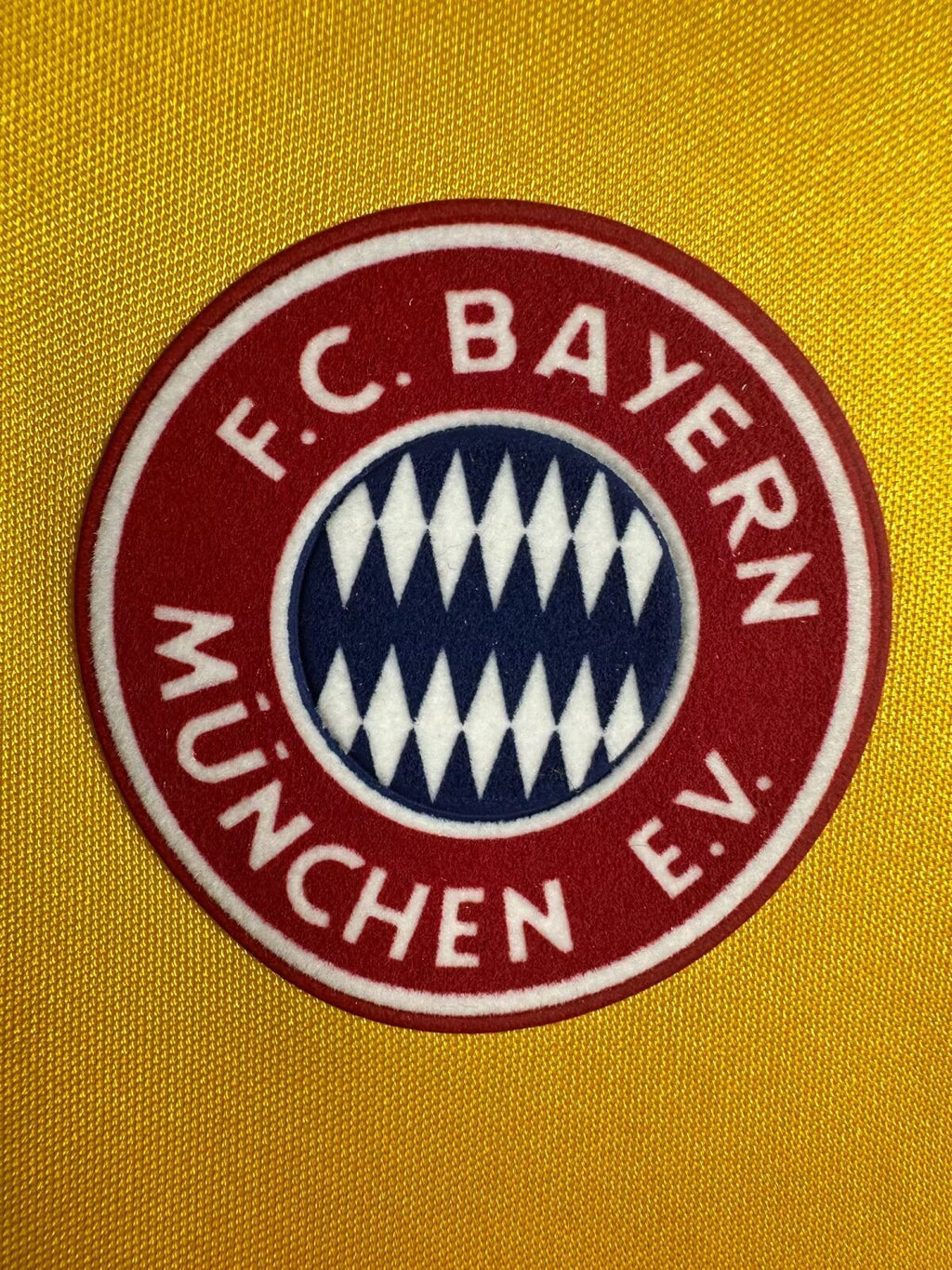 Bayern Munich - Away - 1993-95 - Retro - Adults