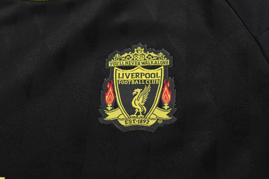 Liverpool - Away - 2010/11 - Kids - Retro