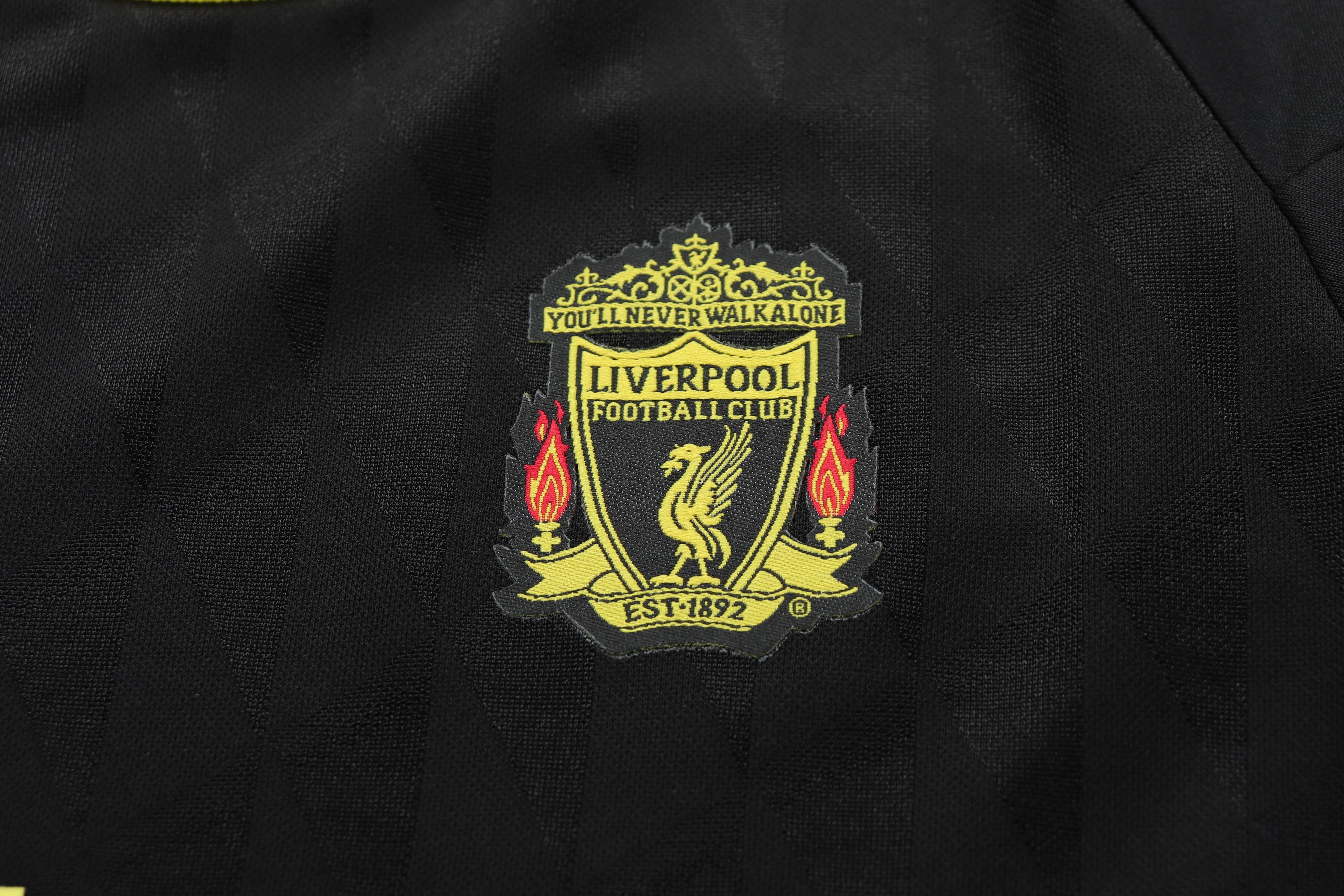 Liverpool - Away - 2010/11 - Kids - Retro