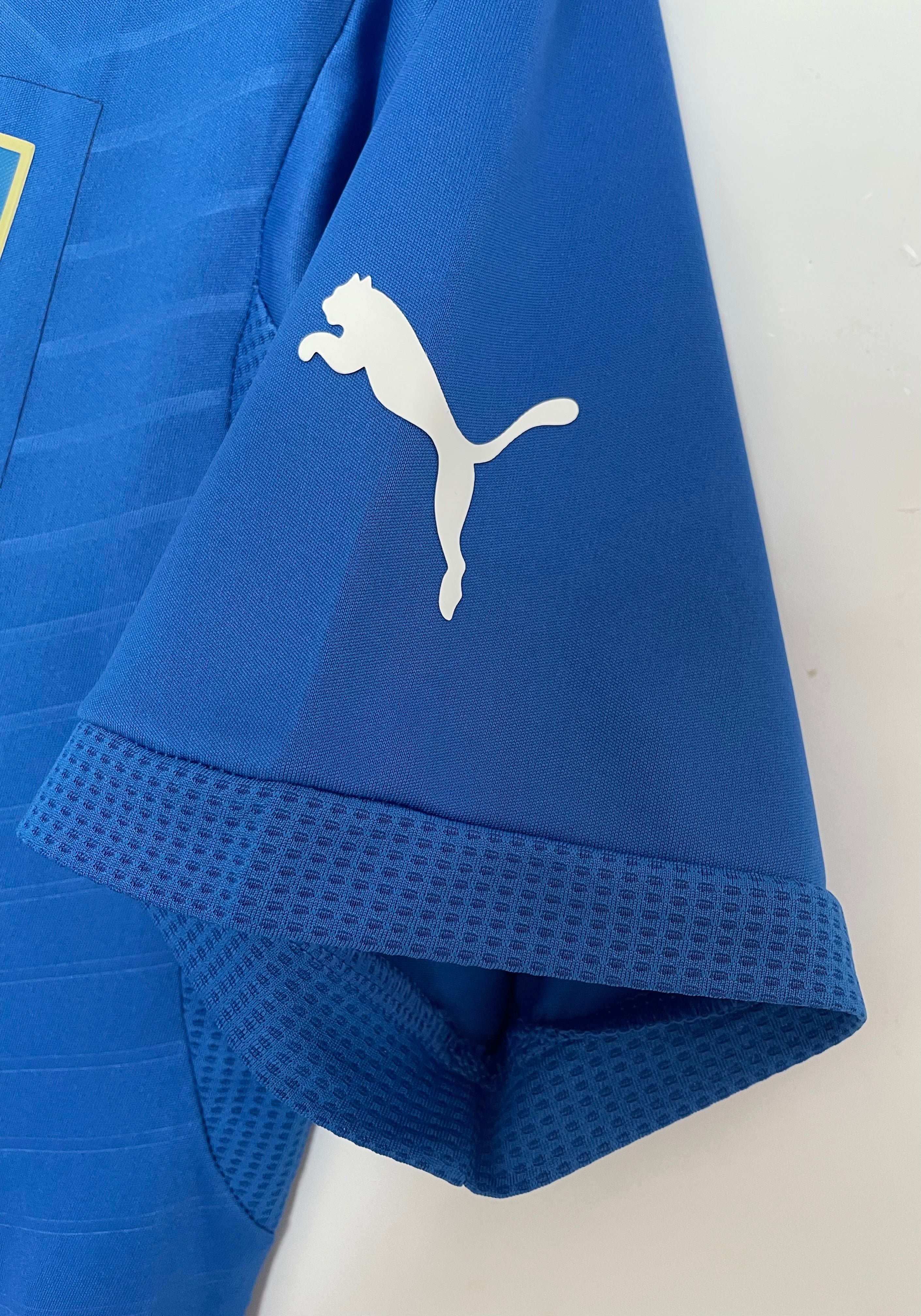 Italy - Home - 2012 - Retro - Adults