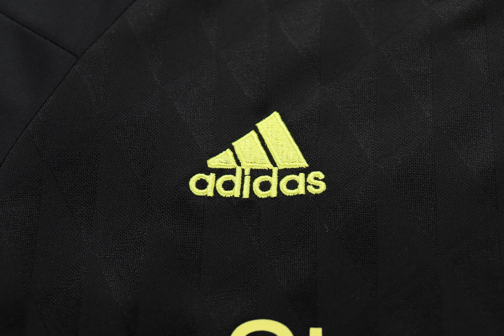 Liverpool - Away - 2010/11 - Kids - Retro