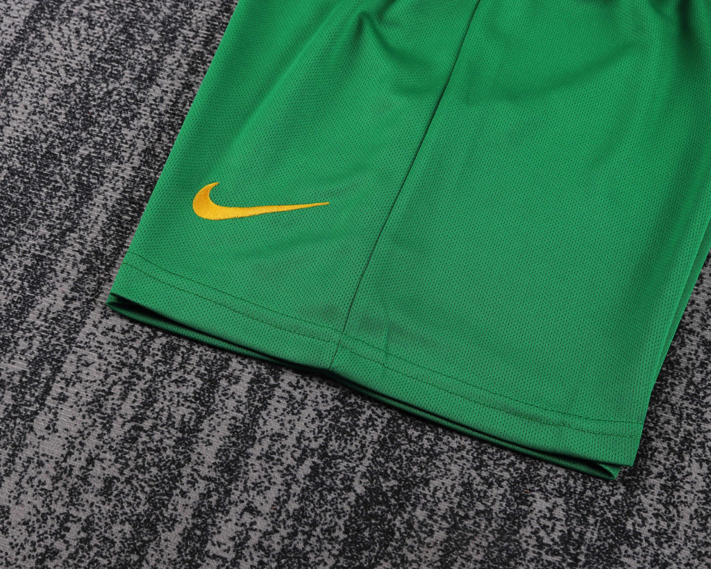 Portugal - Home - 2004 - Kids - Retro